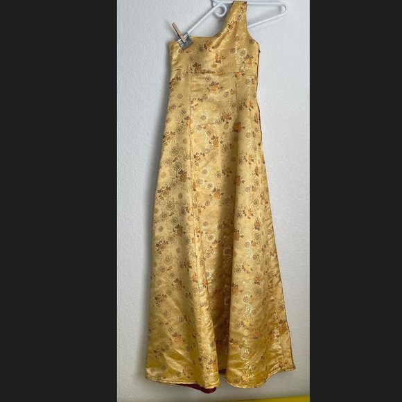 One Shoulder Formal Gown, Gold and Maroon Metallic Floral Brocade, Size 1/3 - Picture 3 of 15